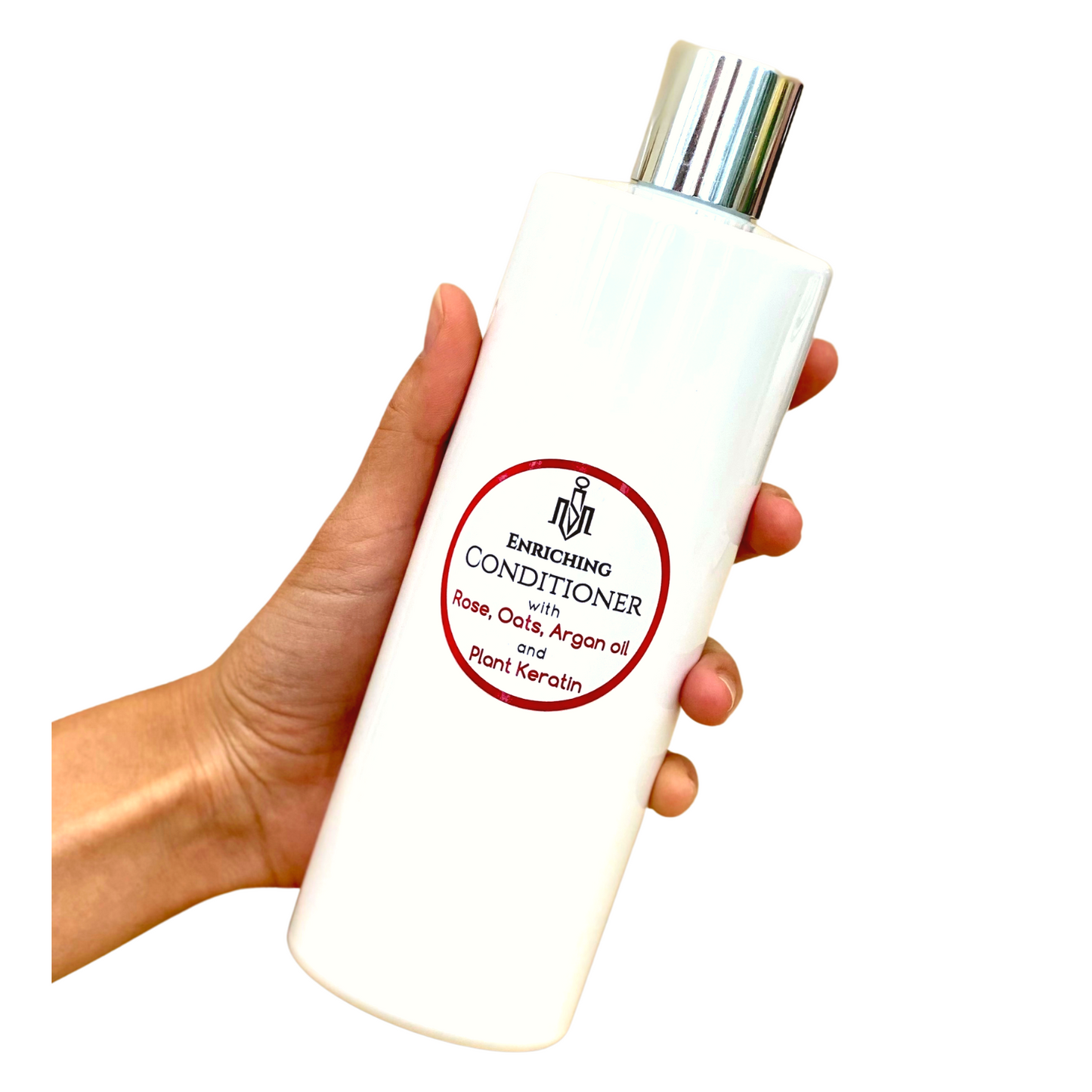 Hand holding 500m Enriching conditioner